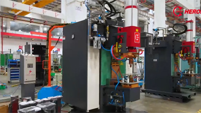 Máquina de soldar por resistencia de descarga de condensador